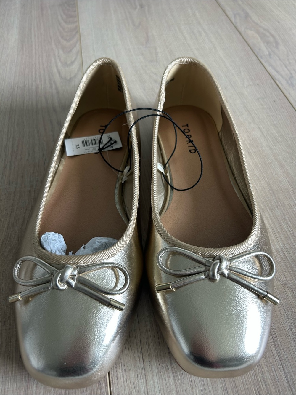 Torrid Metallic Gold Ballet Flats with Bow - balletcore NWT size 7.5ww